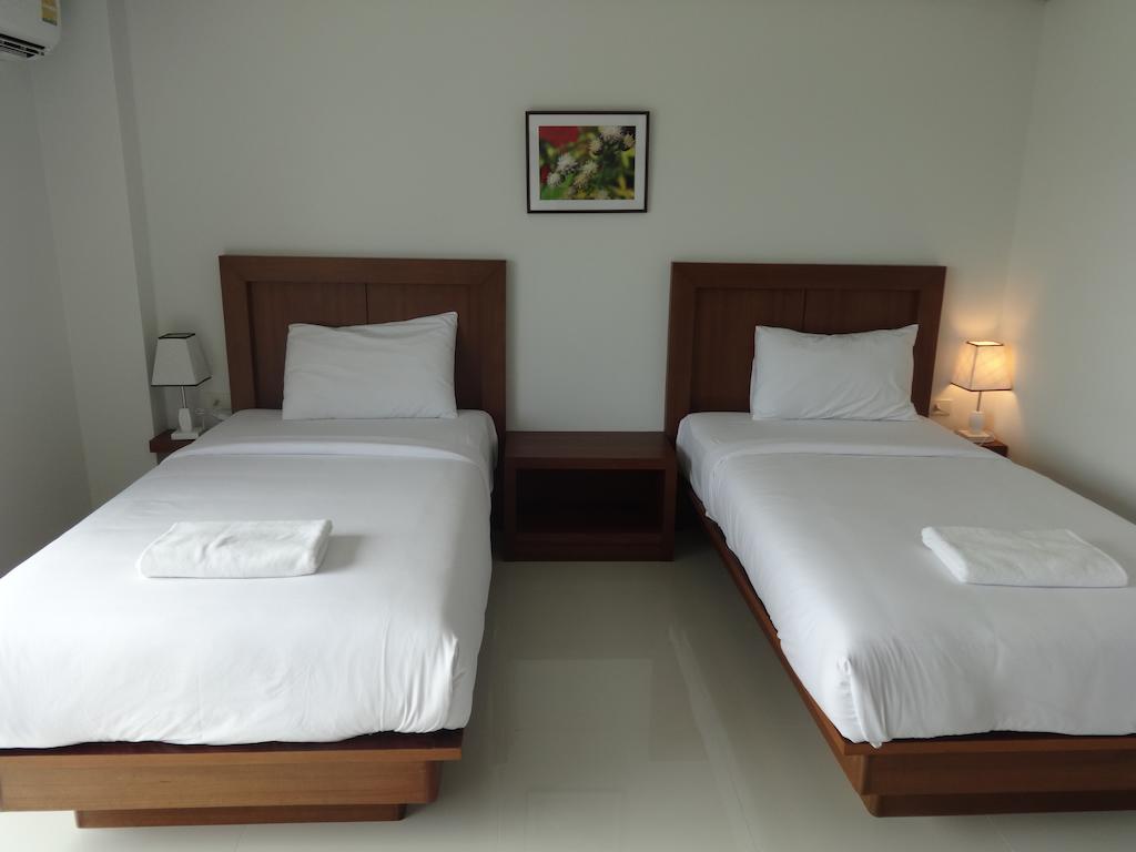 Al Ameen Hotel Krabi town Стая снимка